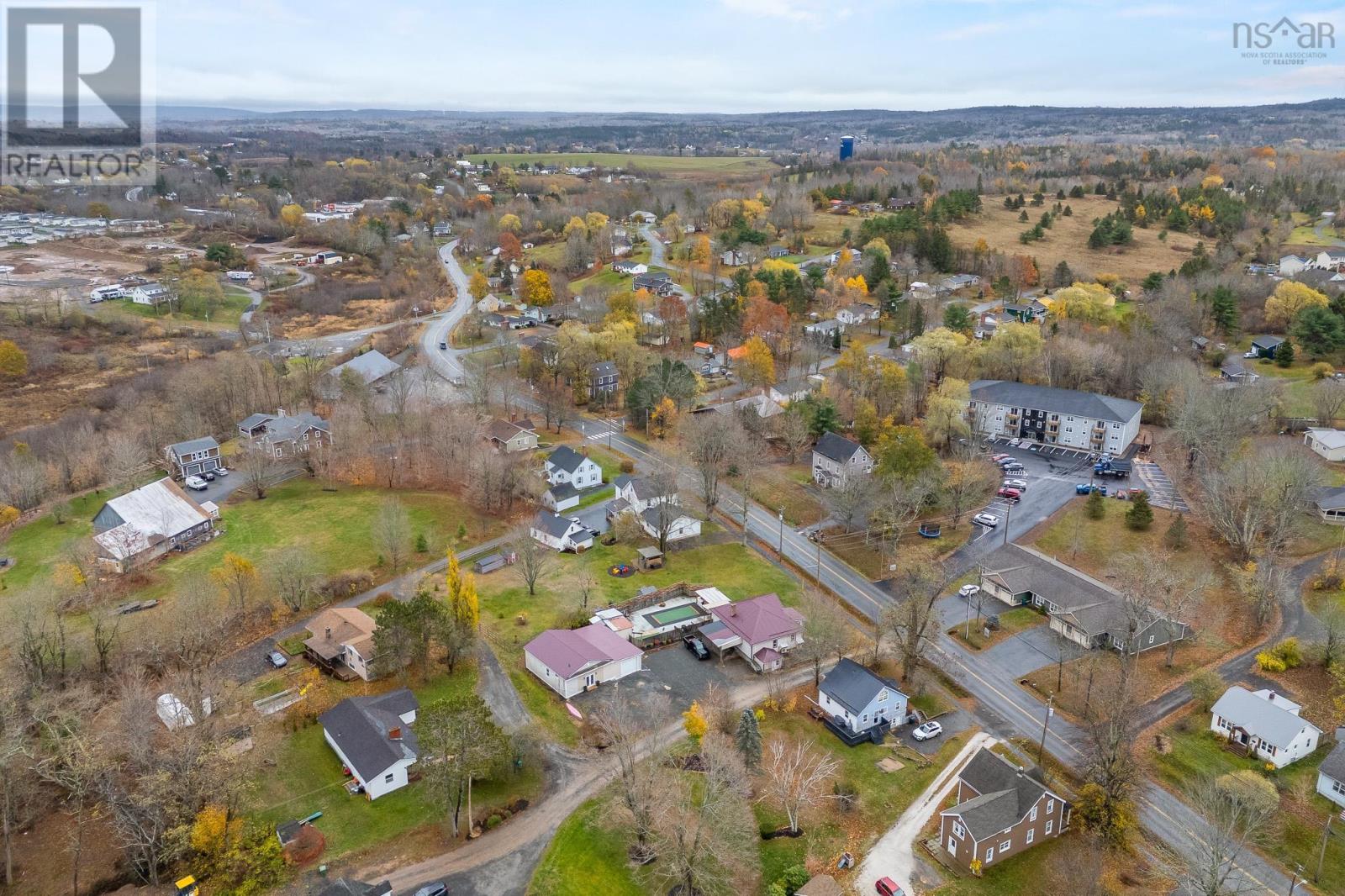 1589 King Street, Windsor, Nova Scotia  B0N 2T0 - Photo 5 - 202528124
