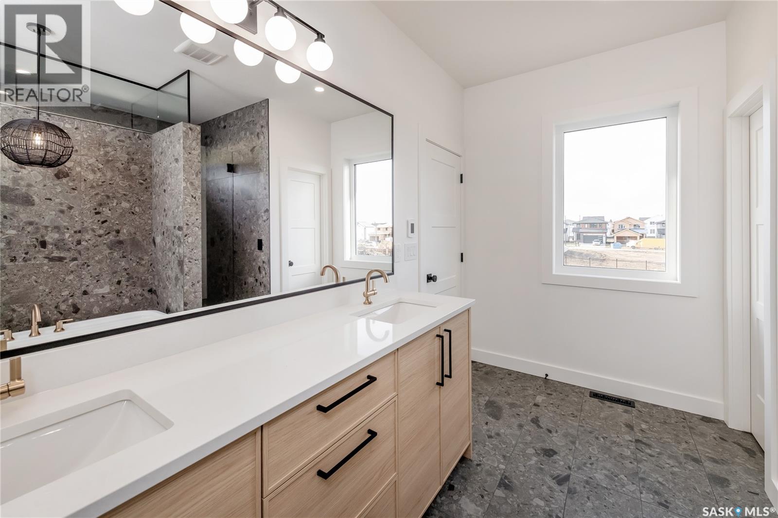 158 Cockroft Manor, Saskatoon, Saskatchewan  S7V 1L1 - Photo 37 - SK020369