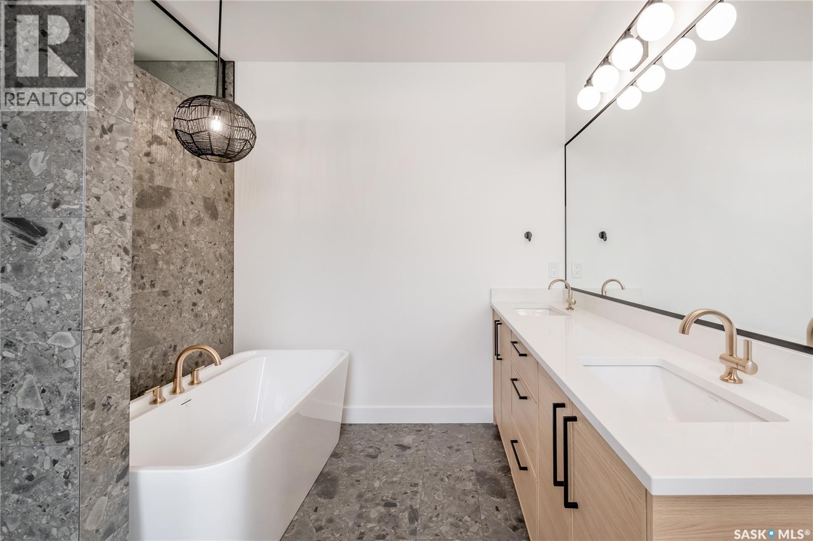 158 Cockroft Manor, Saskatoon, Saskatchewan  S7V 1L1 - Photo 35 - SK020369