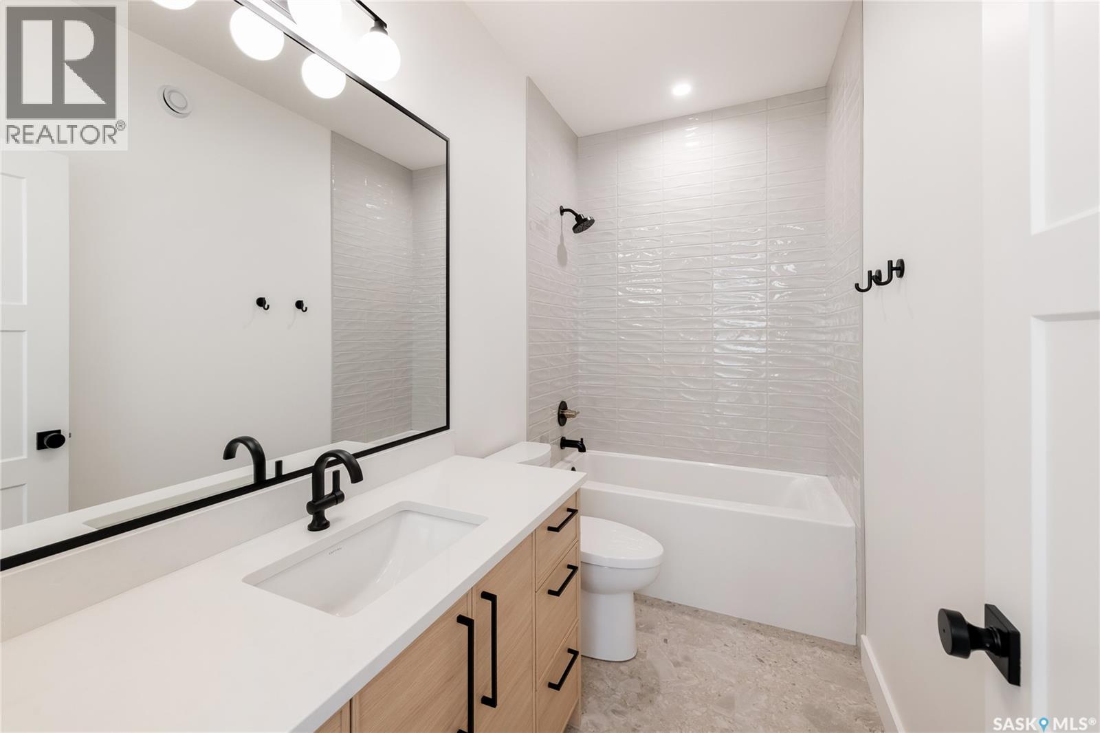 158 Cockroft Manor, Saskatoon, Saskatchewan  S7V 1L1 - Photo 45 - SK020369