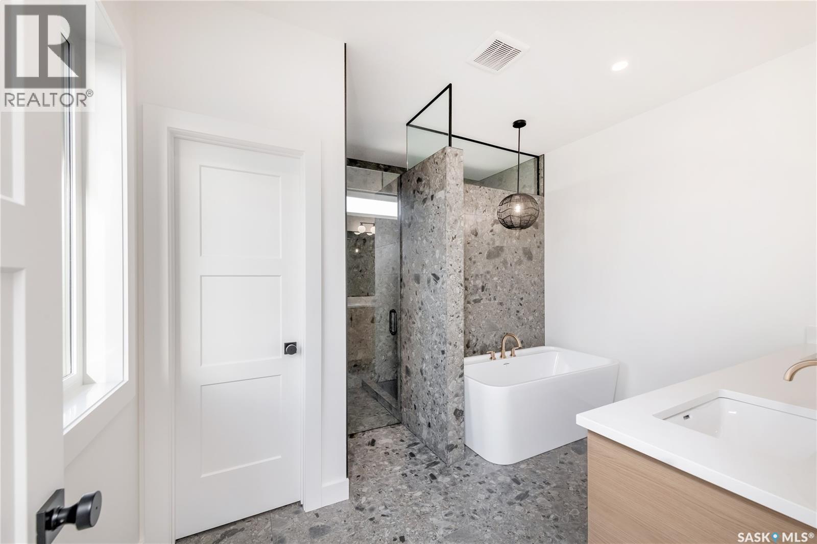 158 Cockroft Manor, Saskatoon, Saskatchewan  S7V 1L1 - Photo 34 - SK020369