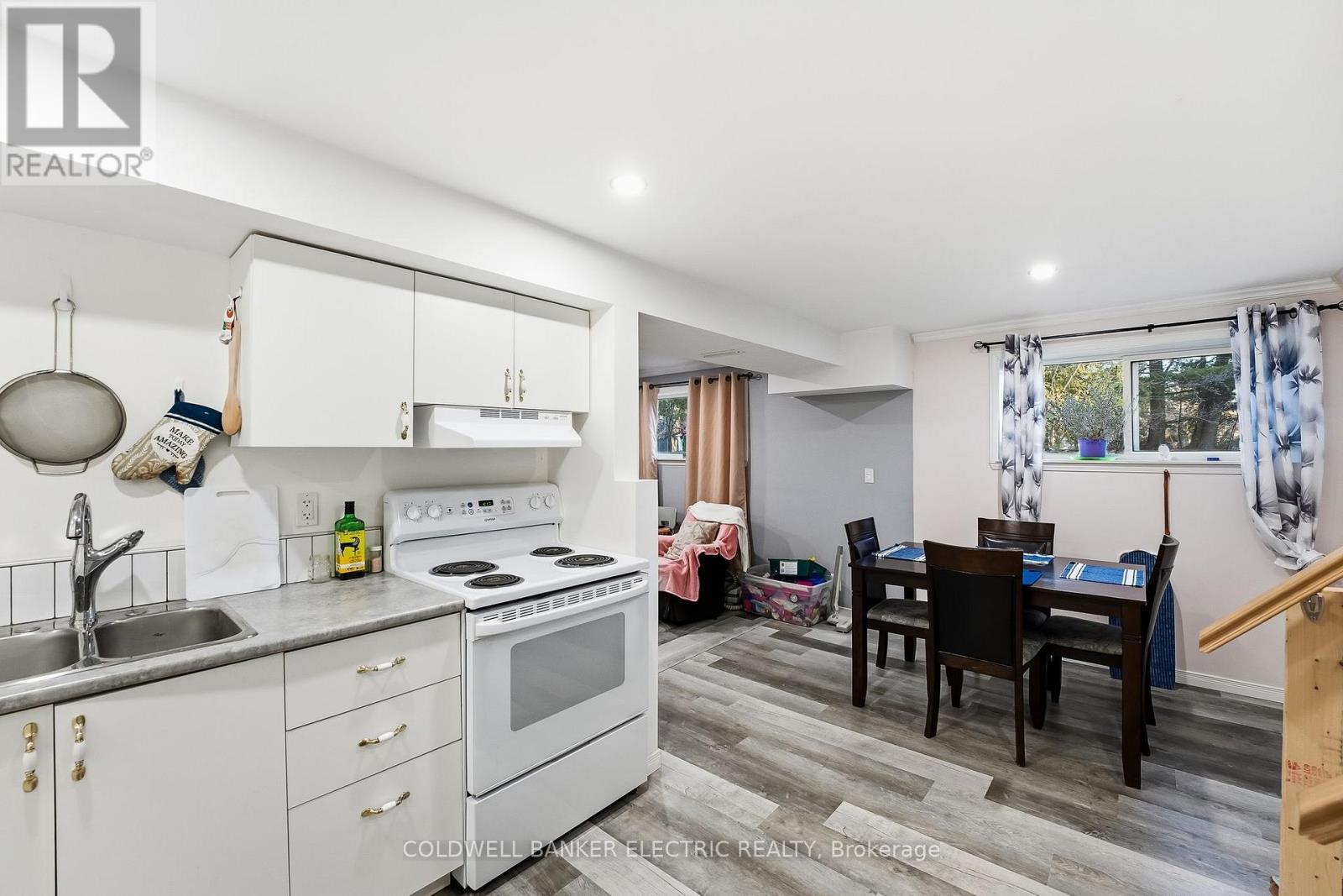 62 Airport Road, Addington Highlands, Ontario  K0H 2G0 - Photo 32 - X12552780