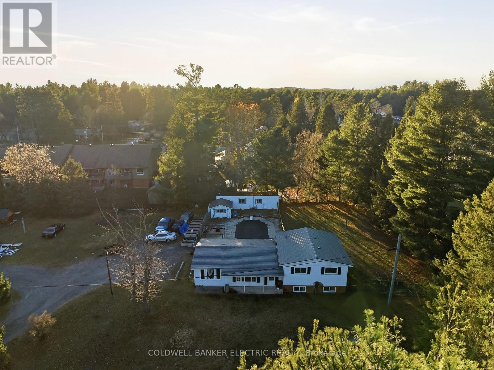 62 Airport Road, Addington Highlands, Ontario  K0H 2G0 - Photo 5 - X12552780