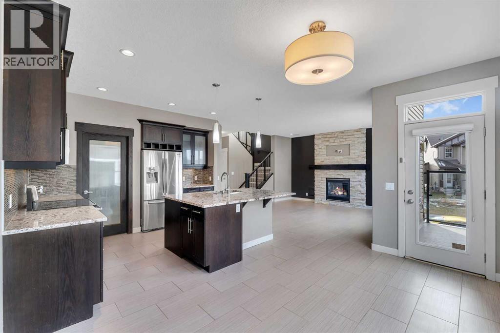 204 Sunset View, Cochrane, Alberta  T4C 0E9 - Photo 18 - A2268934