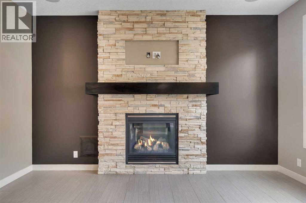 204 Sunset View, Cochrane, Alberta  T4C 0E9 - Photo 13 - A2268934