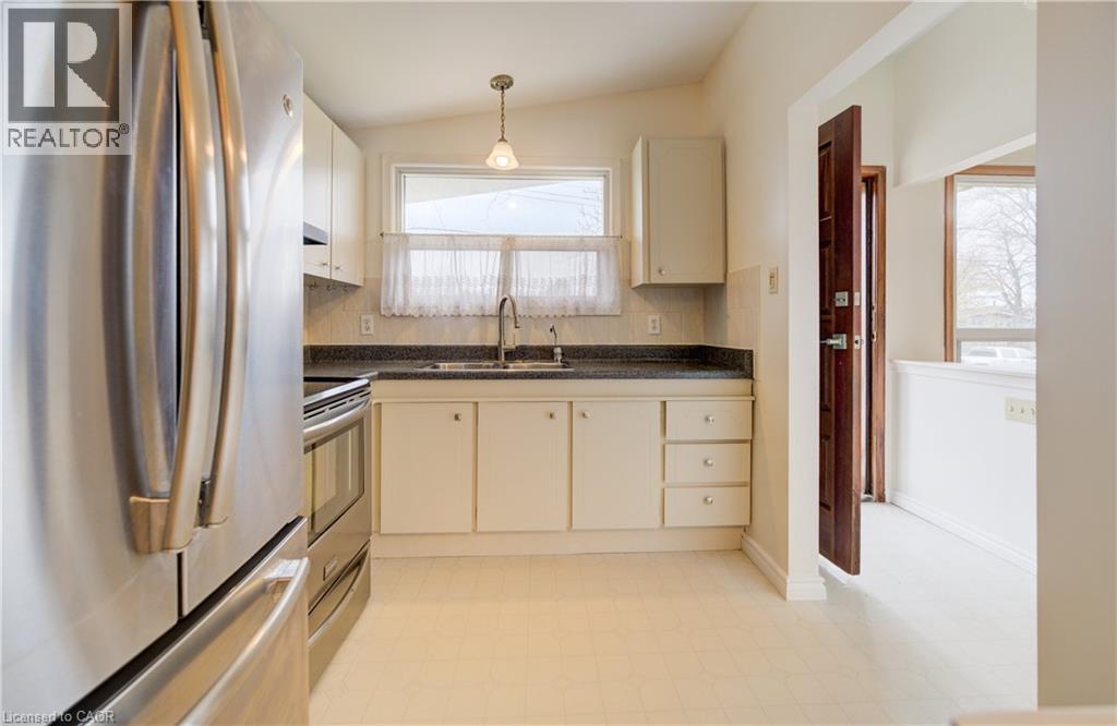 6 Jasmine Street, Hamilton, Ontario  L8V 2M9 - Photo 12 - 40788844