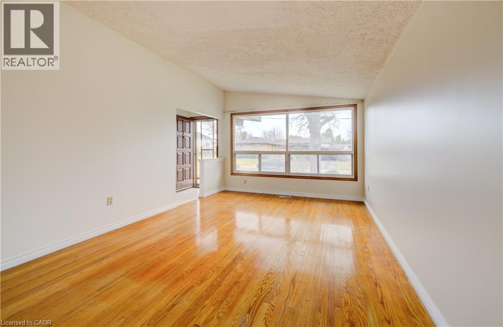 6 Jasmine Street, Hamilton, Ontario  L8V 2M9 - Photo 8 - 40788844