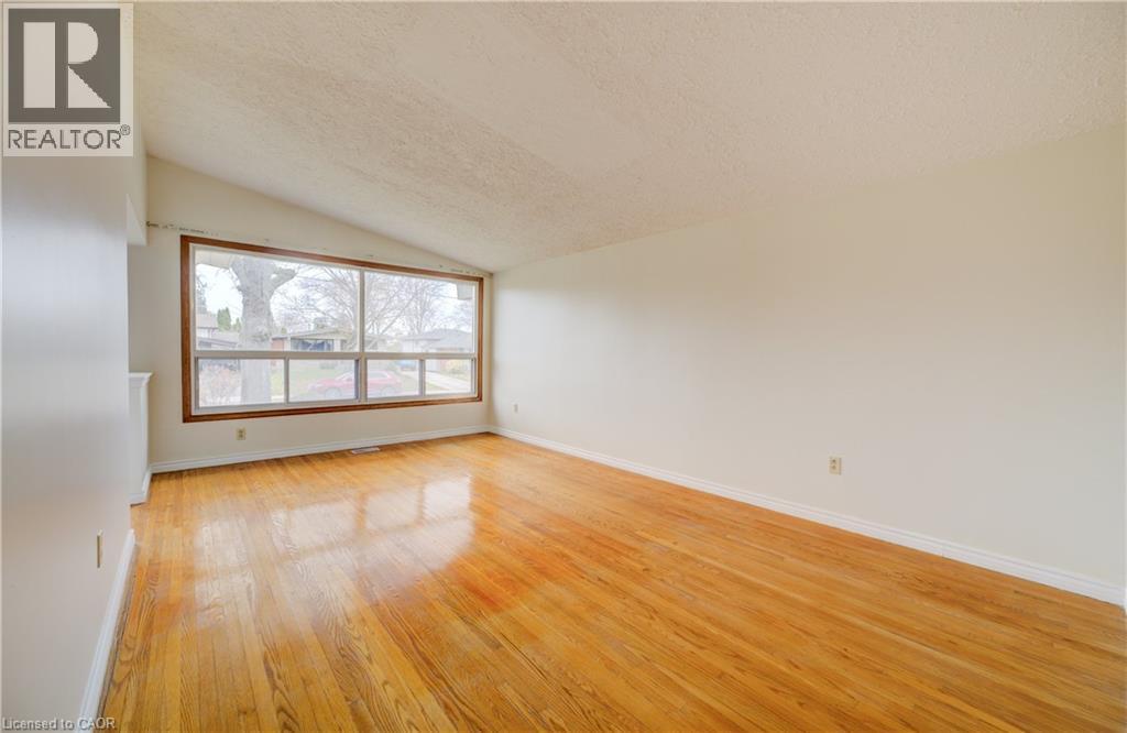 6 Jasmine Street, Hamilton, Ontario  L8V 2M9 - Photo 6 - 40788844