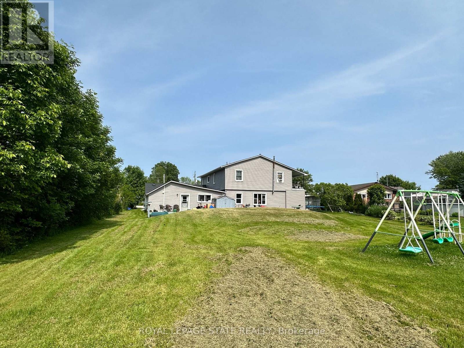 1572 North Shore Drive, Haldimand, Ontario  N0A 1K0 - Photo 17 - X12219553