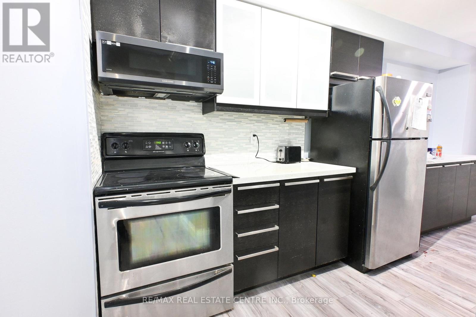 51 - 1484 Torrington Drive, Mississauga, Ontario  L5V 1Y2 - Photo 16 - W12552652