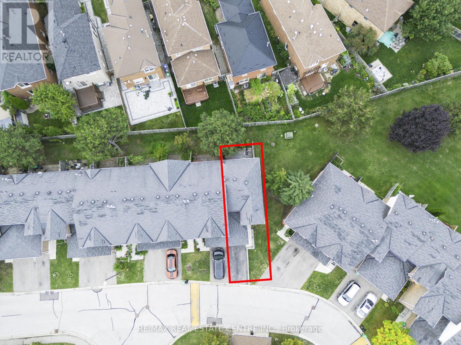 51 - 1484 Torrington Drive, Mississauga, Ontario  L5V 1Y2 - Photo 2 - W12552652