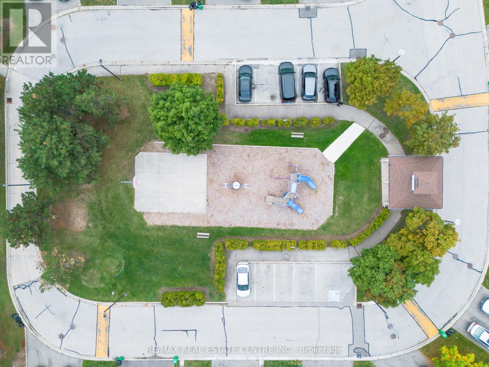 51 - 1484 Torrington Drive, Mississauga, Ontario  L5V 1Y2 - Photo 29 - W12552652