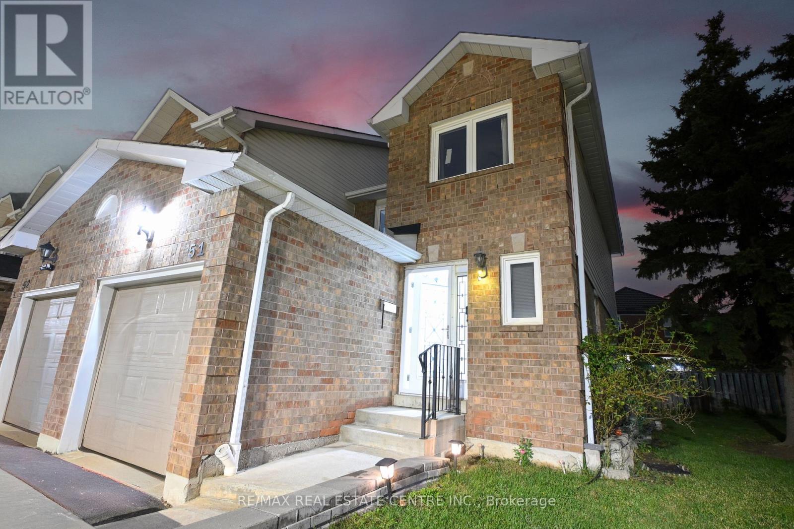 51 - 1484 Torrington Drive, Mississauga, Ontario  L5V 1Y2 - Photo 7 - W12552652