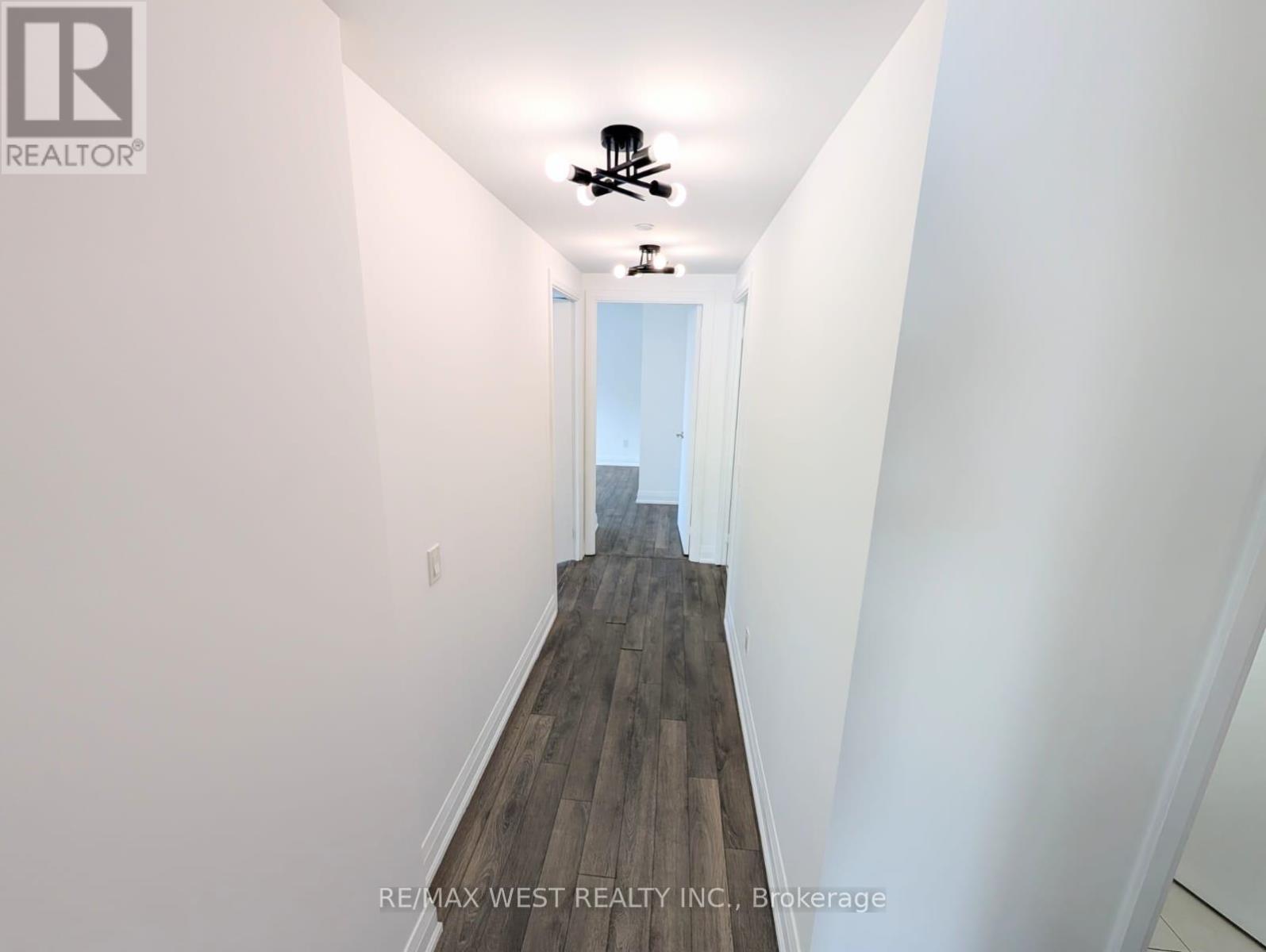 1710 - 1461 Lawrence Avenue, Toronto, Ontario  M6L 0A6 - Photo 13 - W12552686