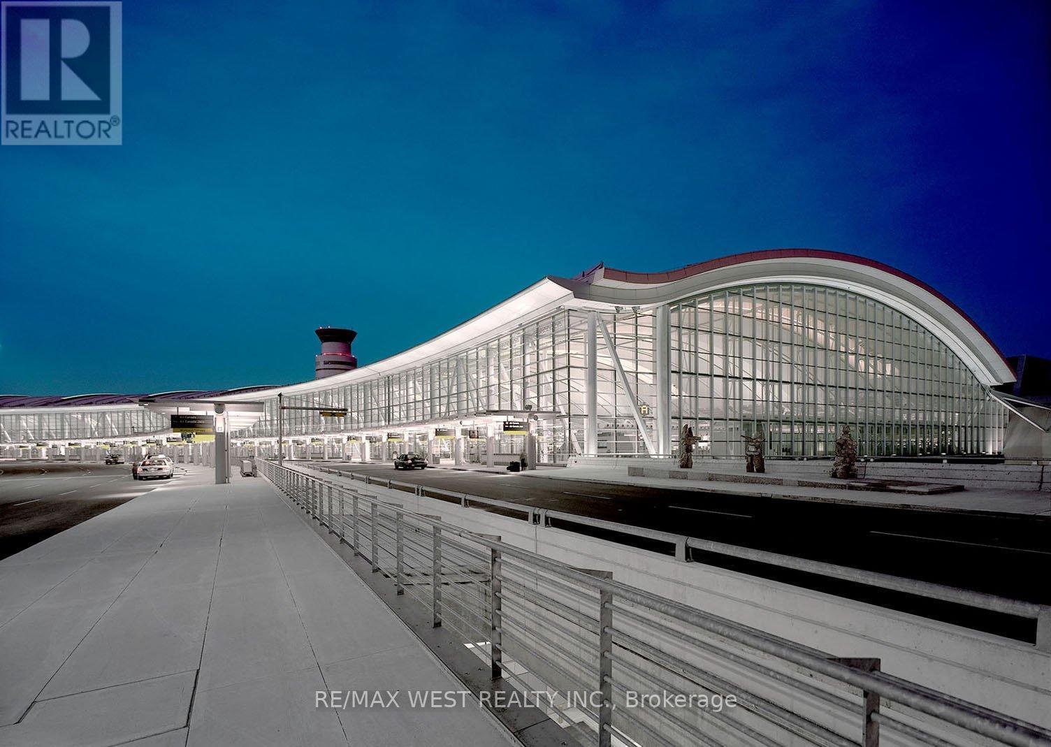 1710 - 1461 Lawrence Avenue, Toronto, Ontario  M6L 0A6 - Photo 22 - W12552686