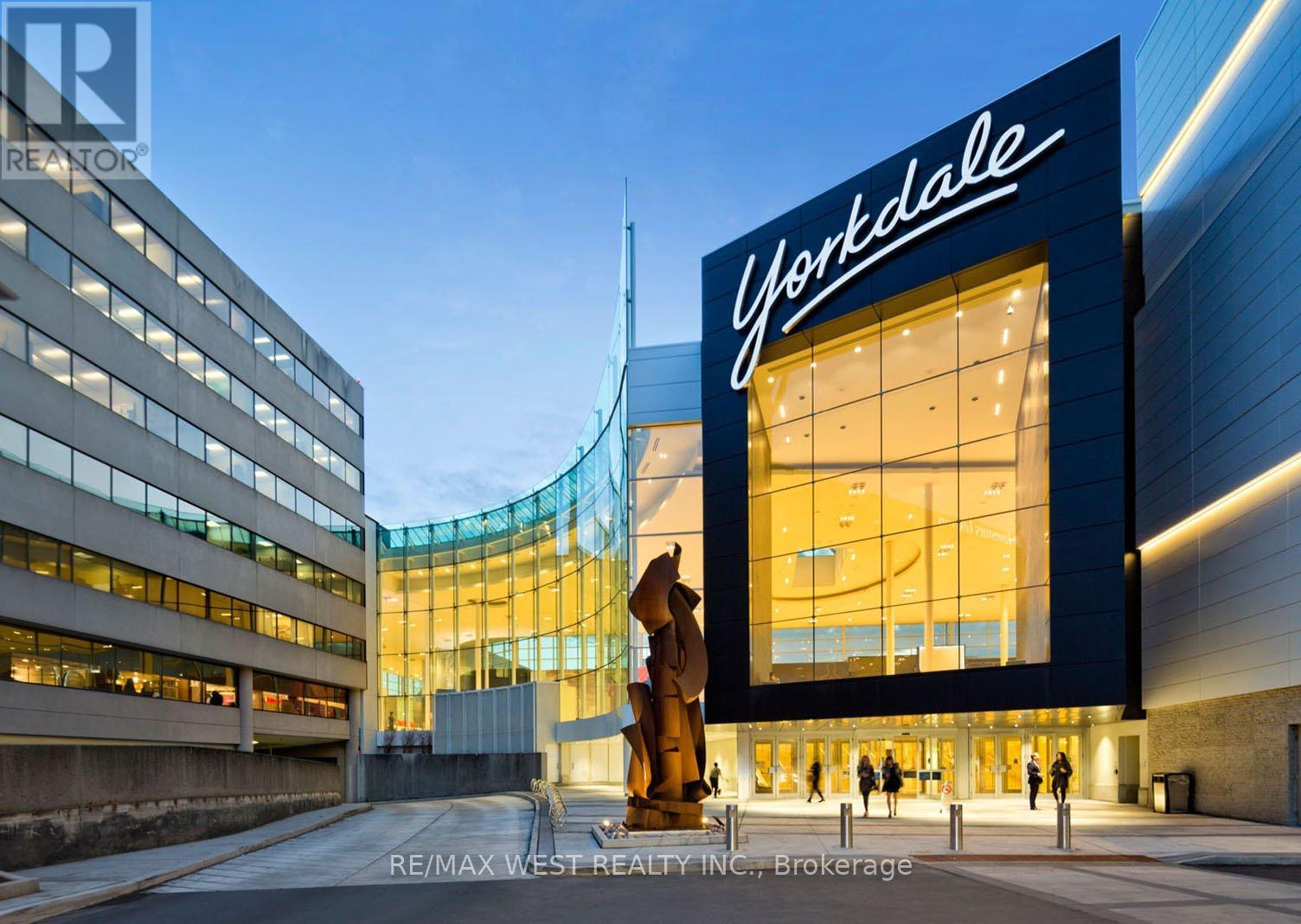 1710 - 1461 Lawrence Avenue, Toronto, Ontario  M6L 0A6 - Photo 23 - W12552686