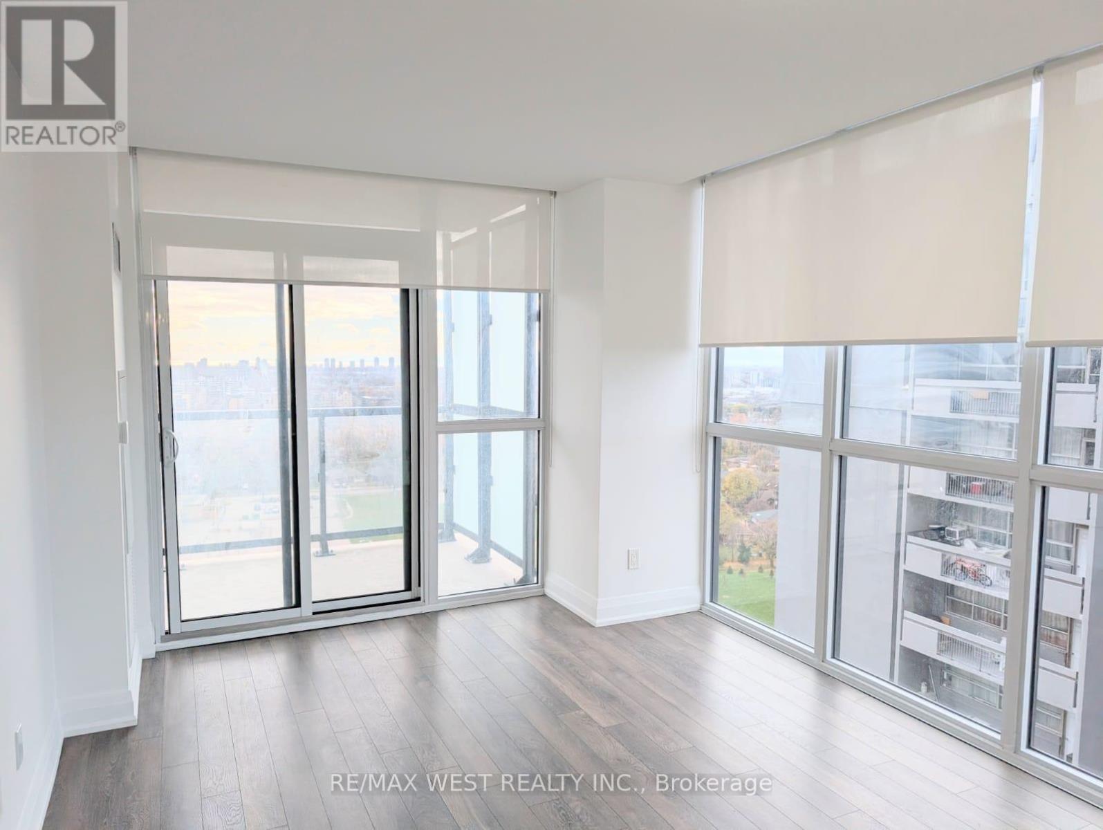 1710 - 1461 Lawrence Avenue, Toronto, Ontario  M6L 0A6 - Photo 6 - W12552686