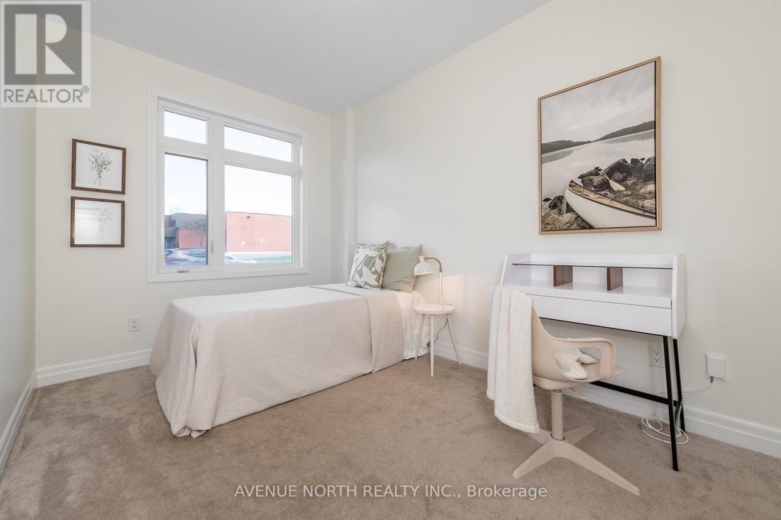 938 Woodroffe Avenue, Ottawa, Ontario K2A 3R7 - Photo 7 - X12552848