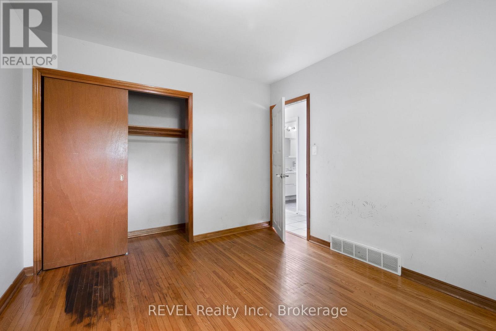 167 Wellington Street, Welland, Ontario  L3B 3N2 - Photo 22 - X12552828