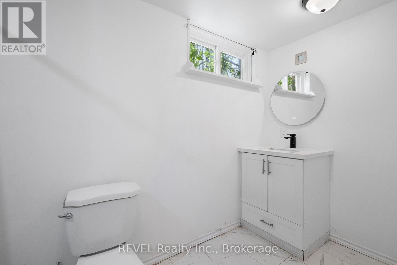 167 Wellington Street, Welland, Ontario  L3B 3N2 - Photo 31 - X12552828