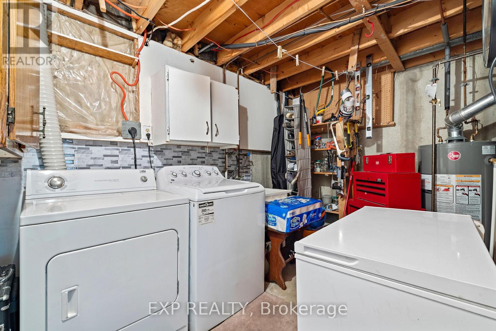 9 Cleveland Place, Hamilton, Ontario  L8J 1M9 - Photo 37 - X12552754