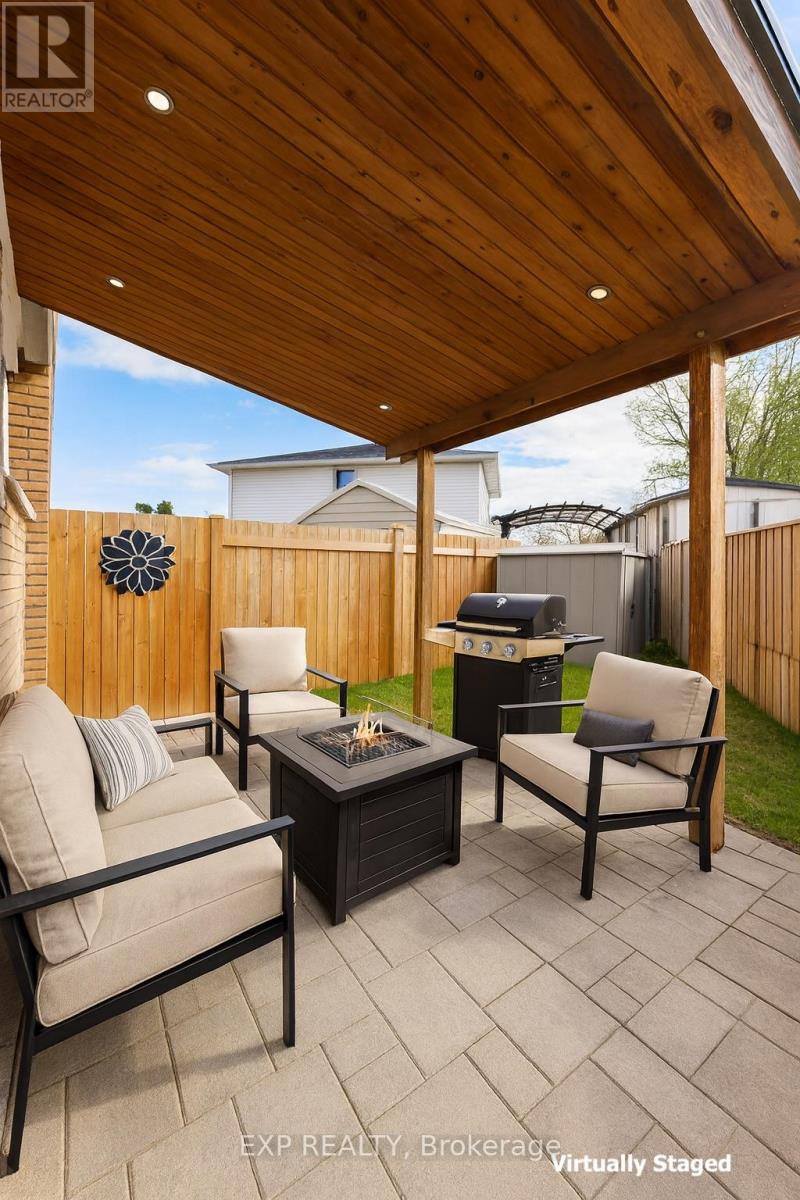 9 Cleveland Place, Hamilton, Ontario  L8J 1M9 - Photo 6 - X12552754