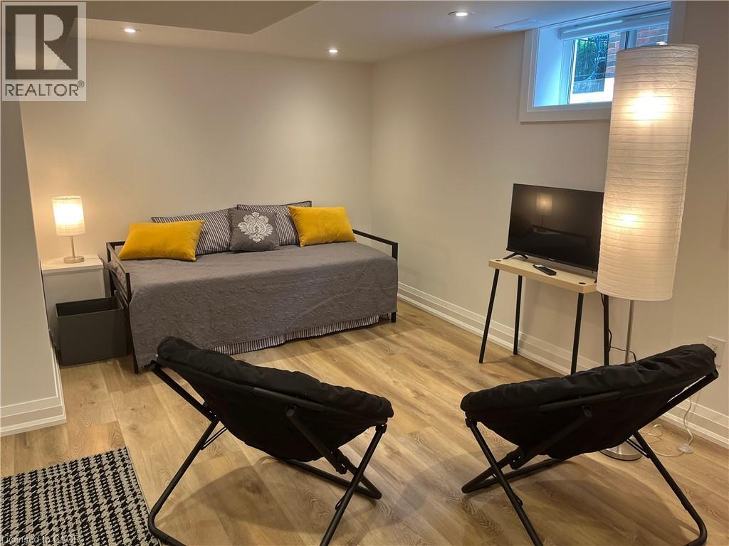 179 Paradise Road N Unit# Basement, Hamilton, Ontario  L8S 3T2 - Photo 6 - 40786914