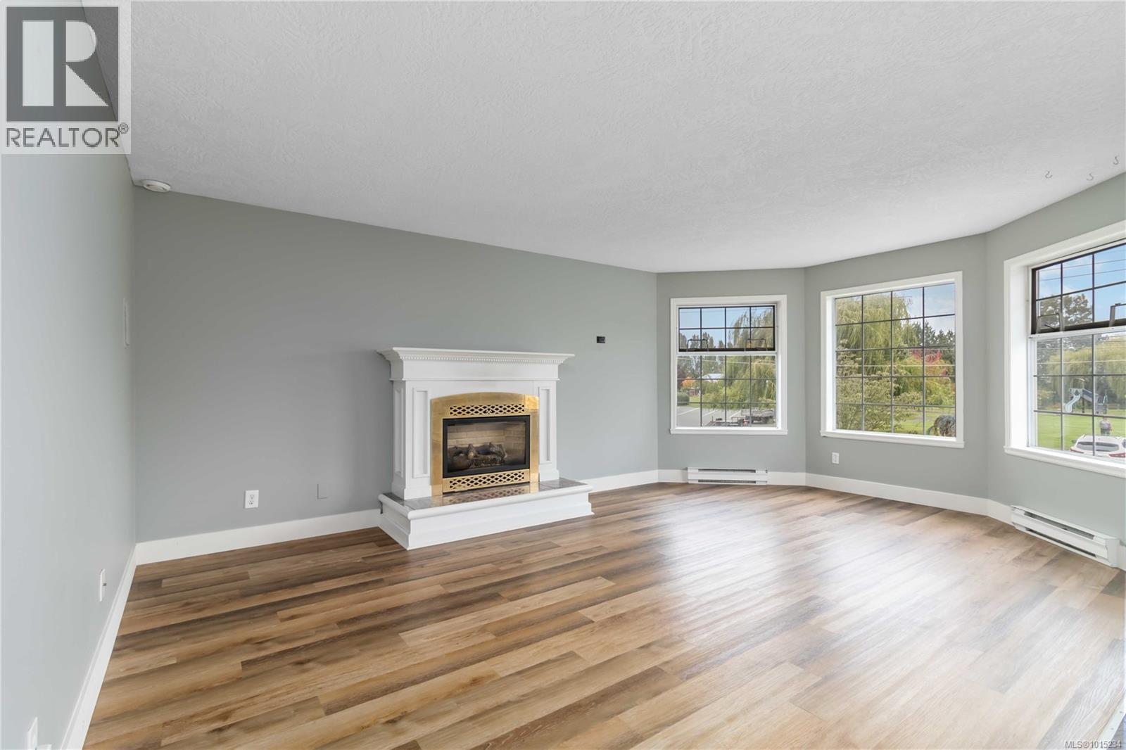 2344 Ocean Ave, Sidney, British Columbia  V8L 4V9 - Photo 4 - 1015234