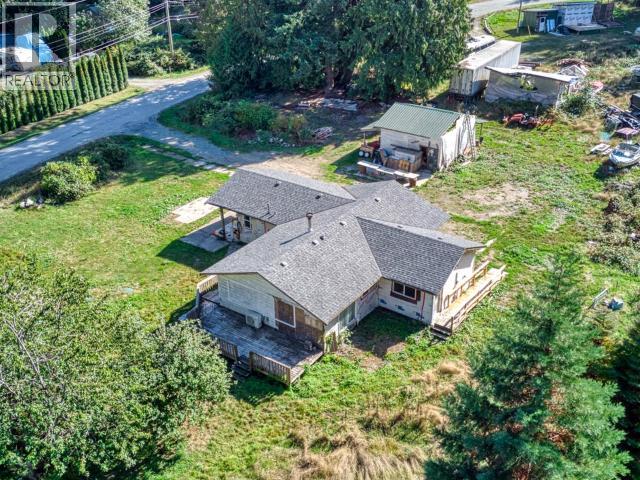 7349 WILDE ROAD, Powell River, British Columbia