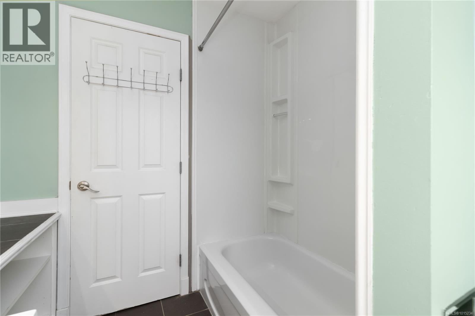 2344 Ocean Ave, Sidney, British Columbia  V8L 4V9 - Photo 14 - 1015234