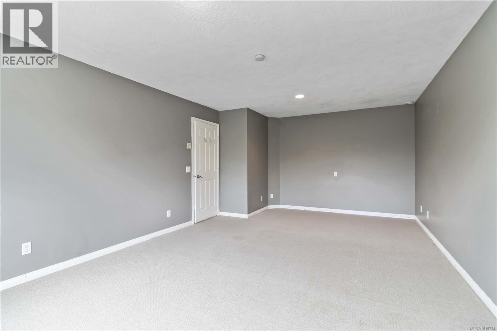 2344 Ocean Ave, Sidney, British Columbia  V8L 4V9 - Photo 19 - 1015234