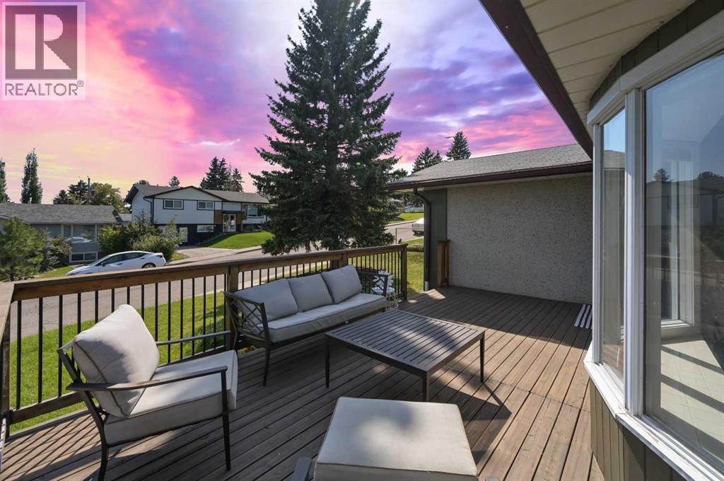 708 101 Avenue Sw, Calgary, Alberta  T2W 0A1 - Photo 2 - A2252037