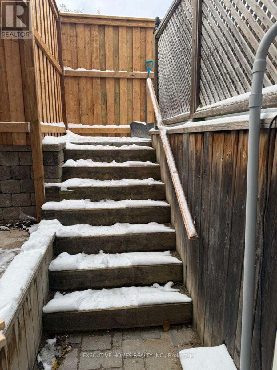 2 Renwick Road, Clarington, Ontario L1E 1V6 - Photo 2 - E12534720