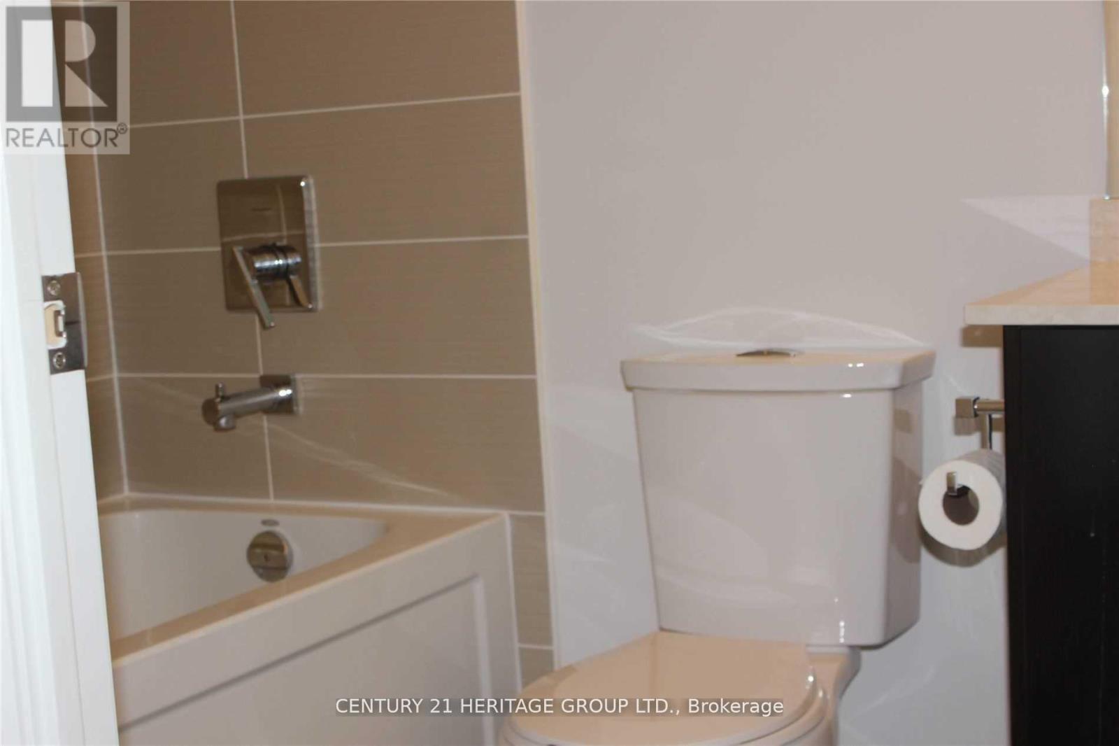 721 - 7167 Yonge Street, Markham, Ontario  L3T 0E1 - Photo 11 - N12475607