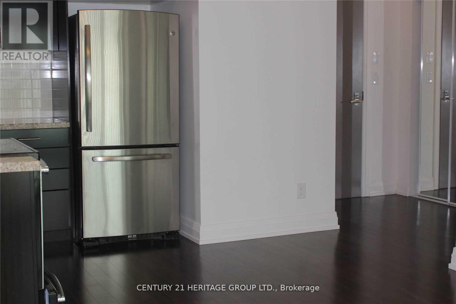 721 - 7167 Yonge Street, Markham, Ontario  L3T 0E1 - Photo 5 - N12475607