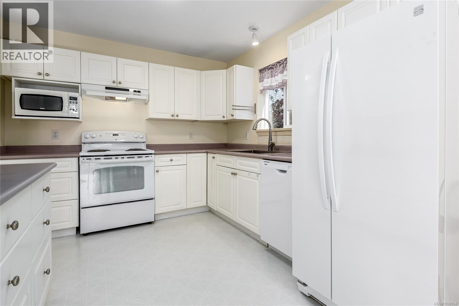 A 1927 Noort Pl, Courtenay, British Columbia  V9N 8Y5 - Photo 14 - 1020554