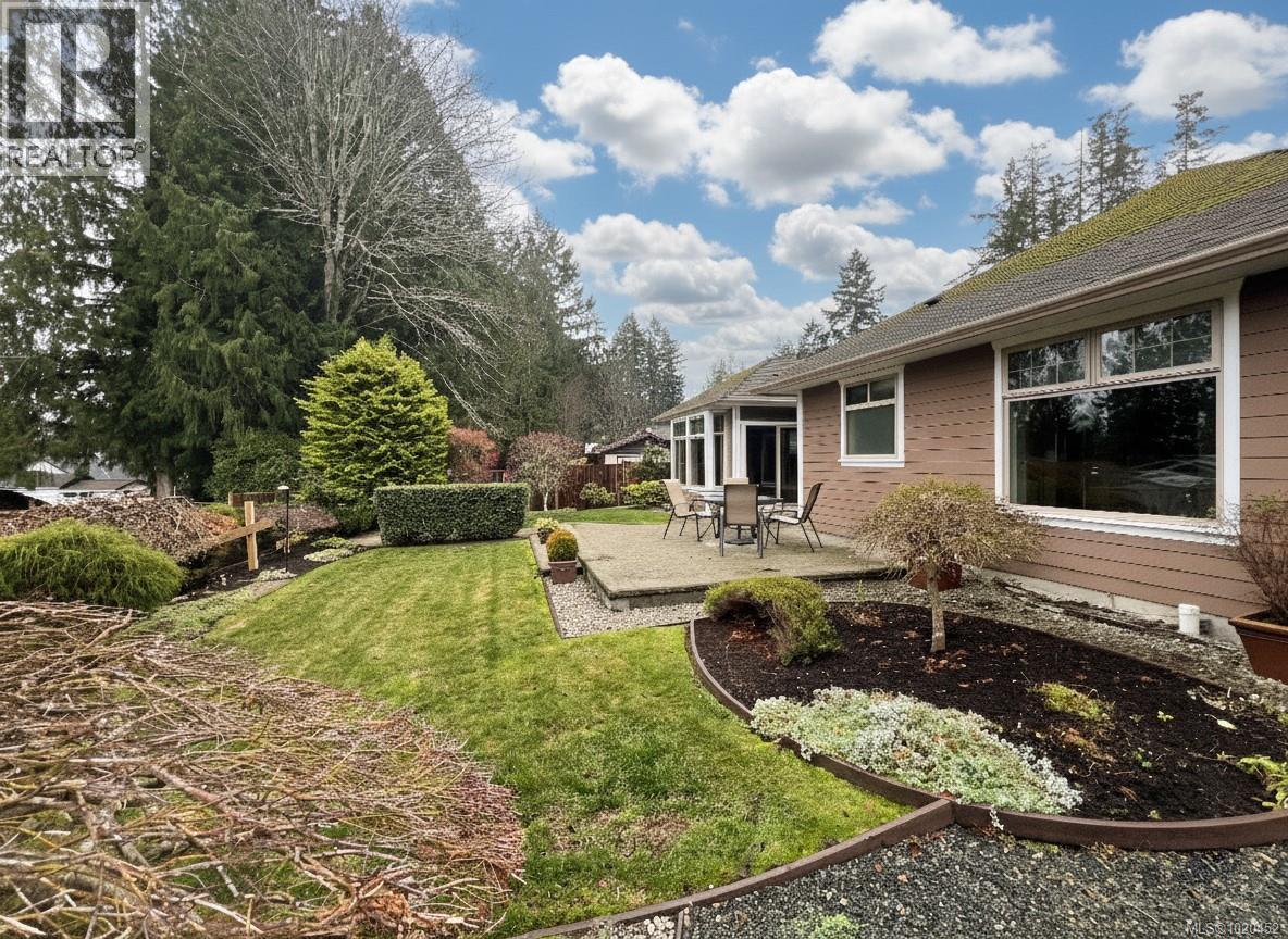 345 Dorset Rd, Qualicum Beach, British Columbia  V9K 1H5 - Photo 22 - 1020452