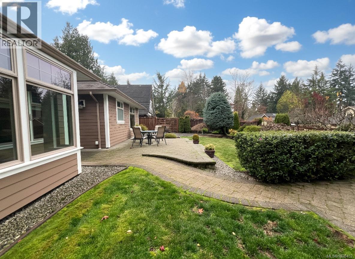 345 Dorset Rd, Qualicum Beach, British Columbia  V9K 1H5 - Photo 8 - 1020452