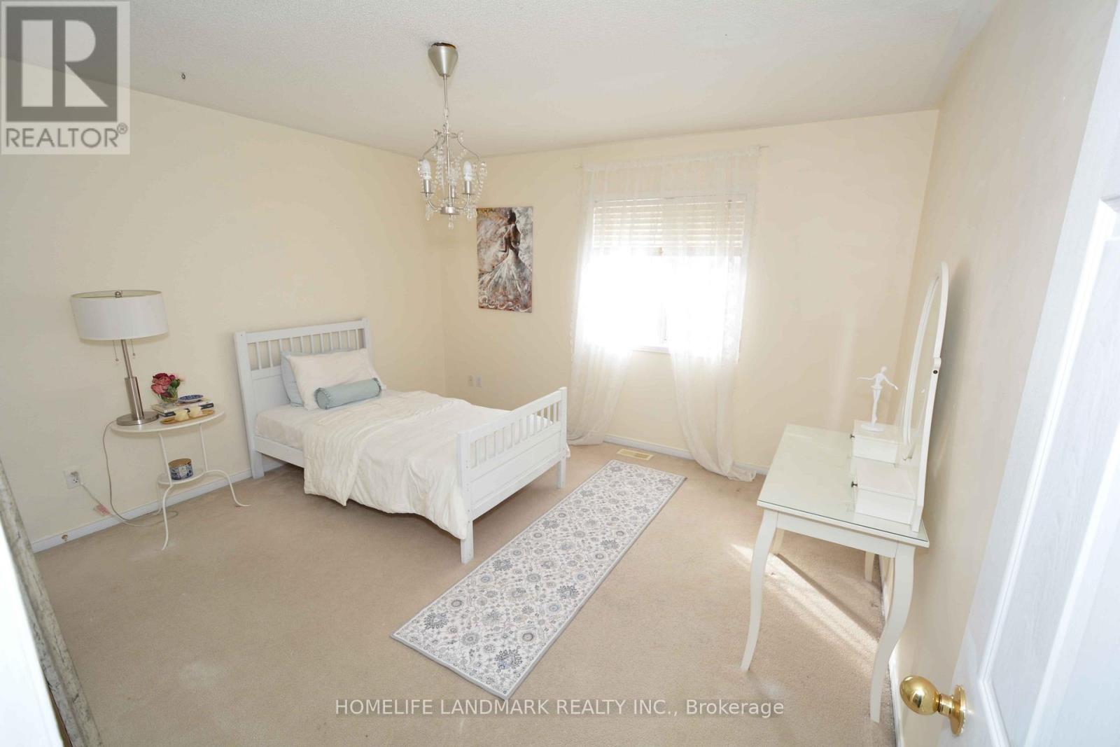 4825 Fulwell Road, Mississauga, Ontario  L5M 7J8 - Photo 14 - W12552186