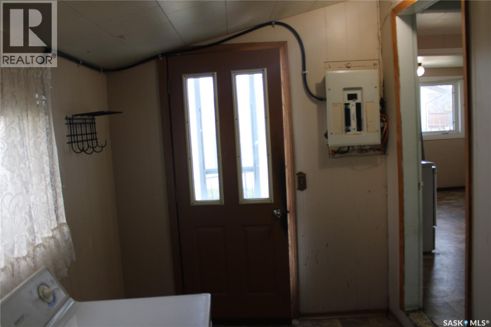 102 Highway Avenue W, Preeceville, Saskatchewan  S0A 3B0 - Photo 4 - SK024206