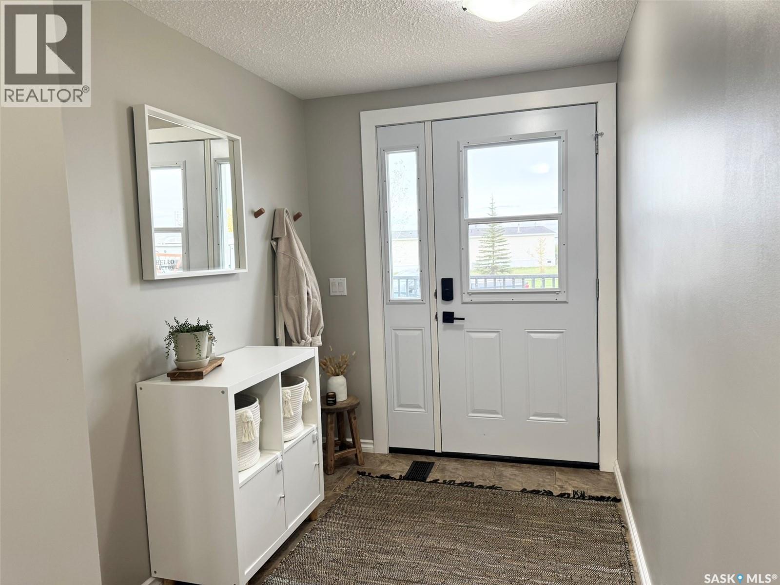 16 Manor Bay, Carlyle, Saskatchewan  S0C 0R0 - Photo 11 - SK024202