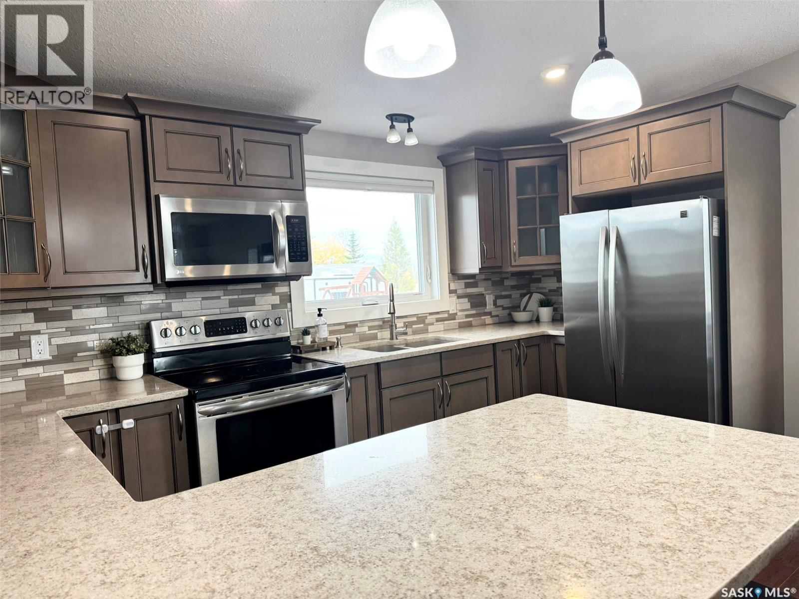 16 Manor Bay, Carlyle, Saskatchewan  S0C 0R0 - Photo 22 - SK024202