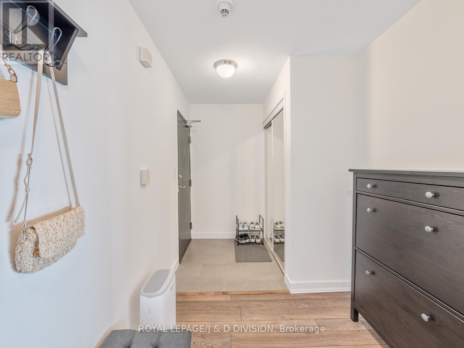 1812 - 15 Fort York Boulevard, Toronto, Ontario  M5V 3Y4 - Photo 4 - C12552782
