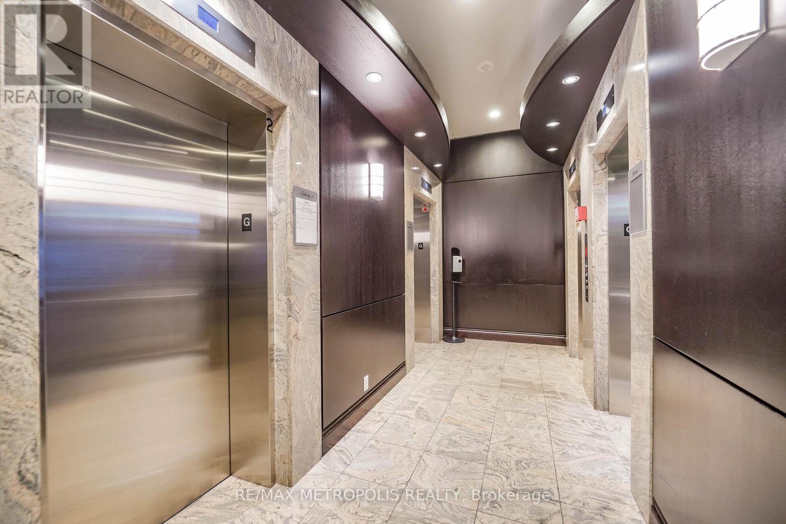 3602 - 30 Grand Trunk Crescent, Toronto, Ontario  M5J 3A4 - Photo 11 - C12552852