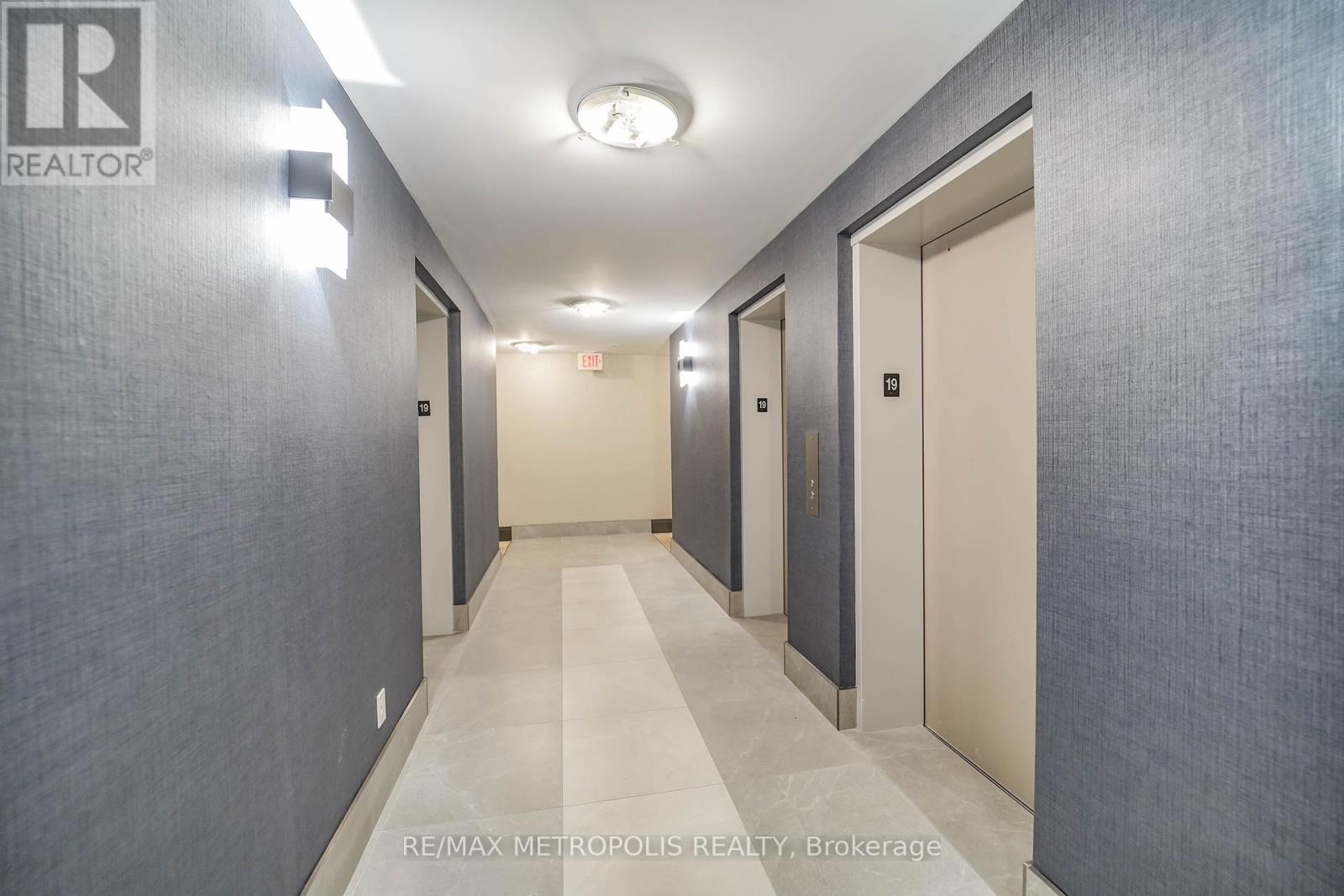 3602 - 30 Grand Trunk Crescent, Toronto, Ontario  M5J 3A4 - Photo 13 - C12552852