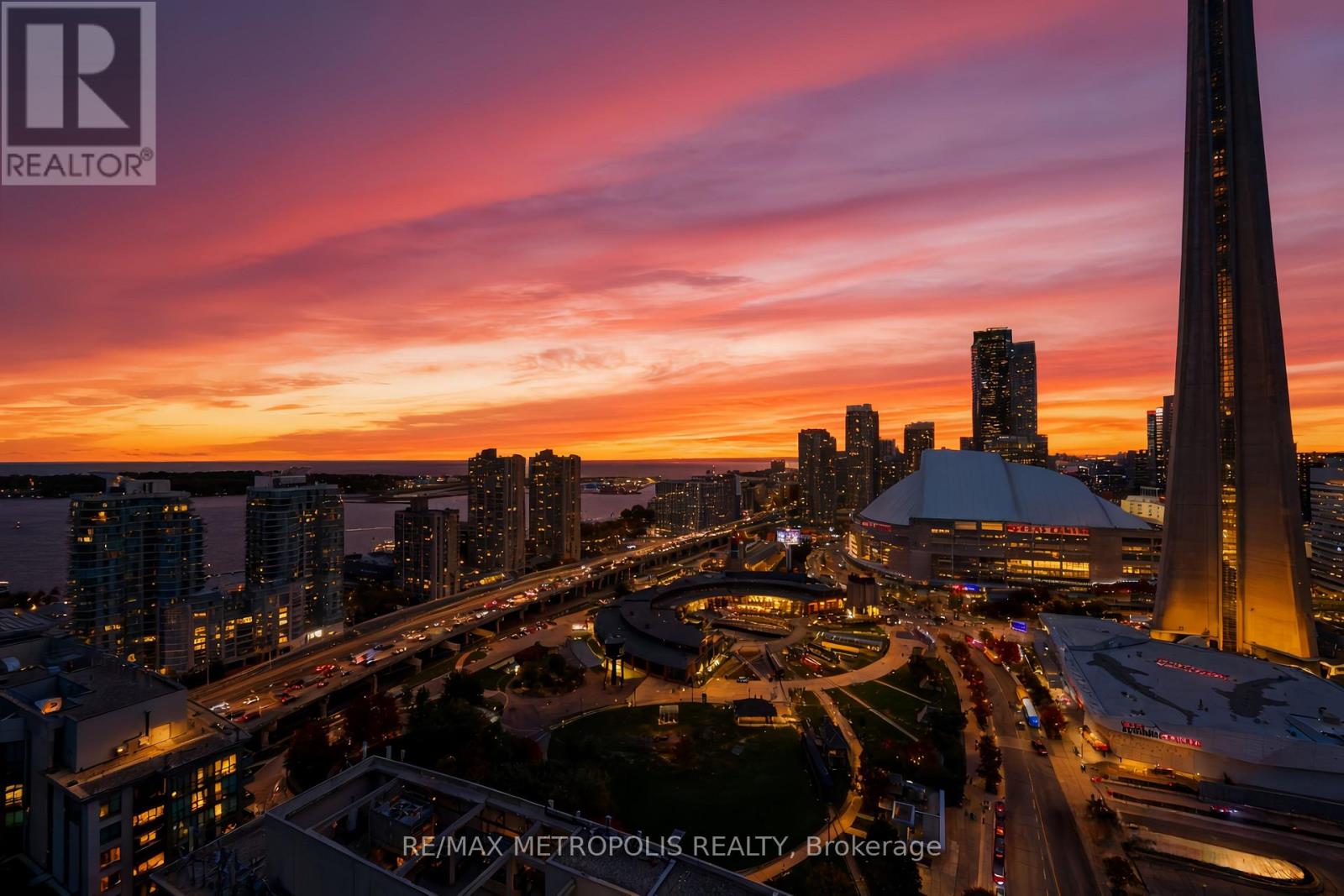 3602 - 30 Grand Trunk Crescent, Toronto, Ontario  M5J 3A4 - Photo 15 - C12552852