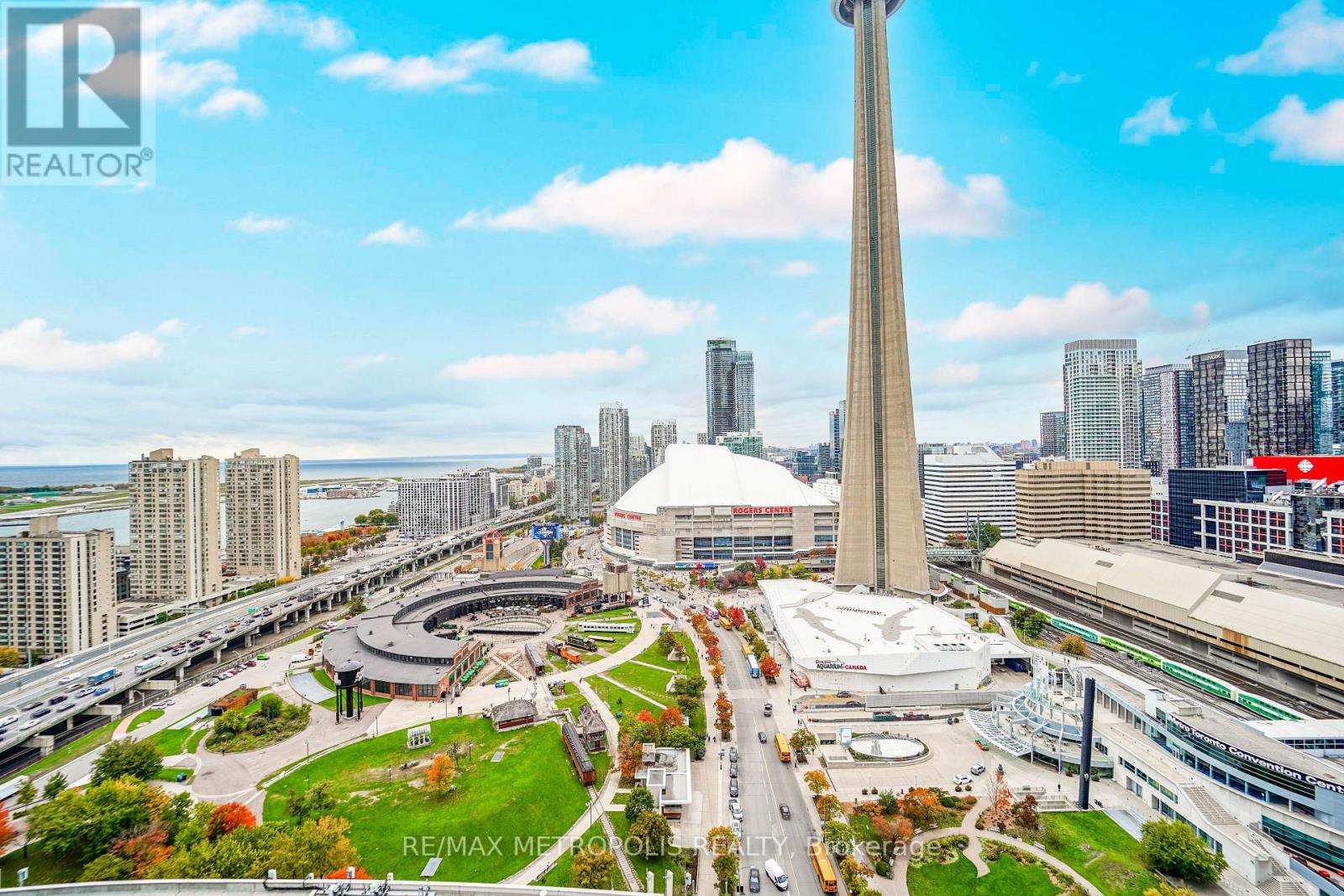 3602 - 30 Grand Trunk Crescent, Toronto, Ontario  M5J 3A4 - Photo 46 - C12552852