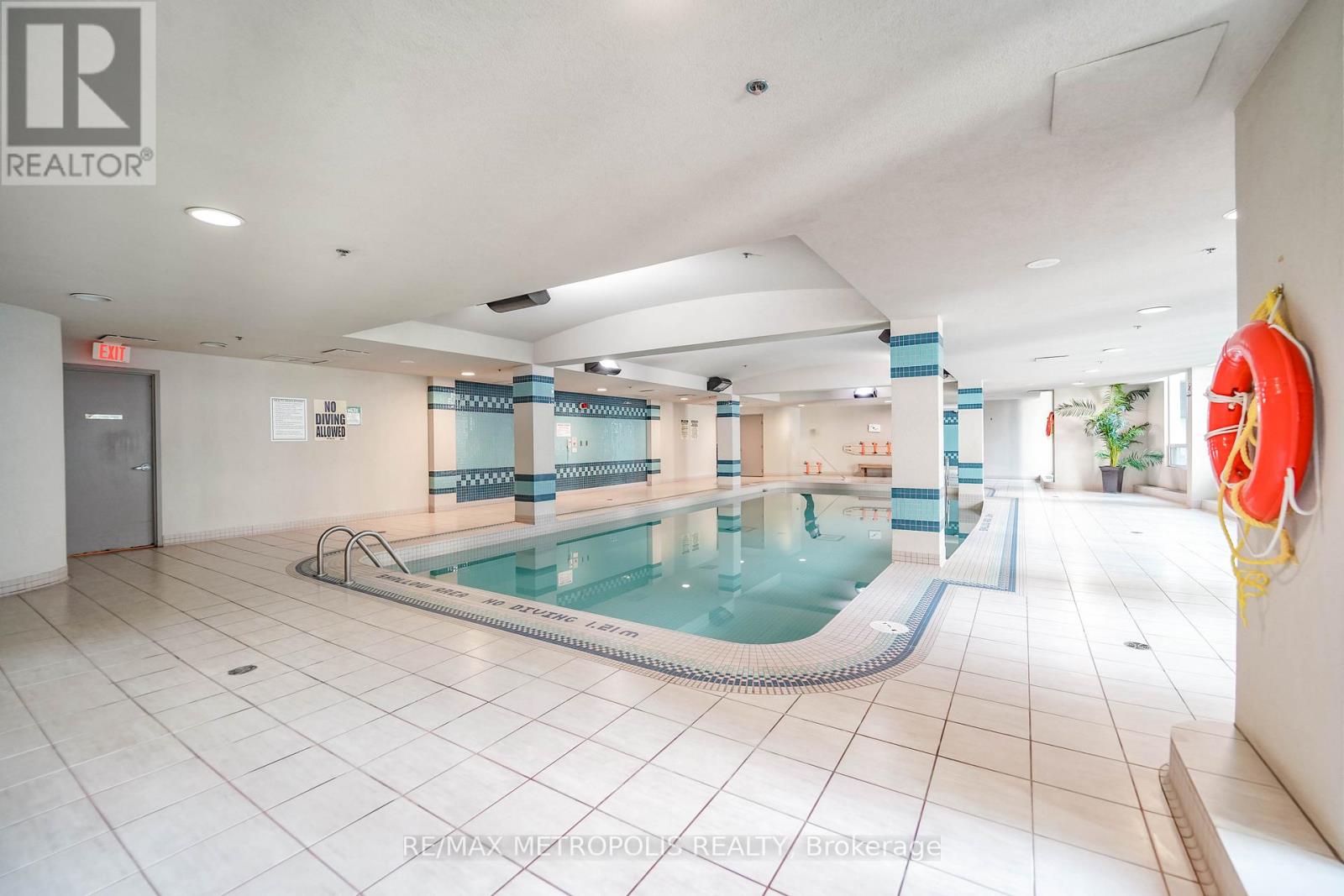 3602 - 30 Grand Trunk Crescent, Toronto, Ontario  M5J 3A4 - Photo 7 - C12552852