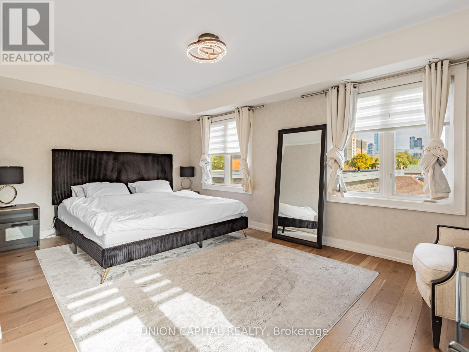 Th3 - 60 Carr Street, Toronto, Ontario  M5T 1B7 - Photo 12 - C12552898