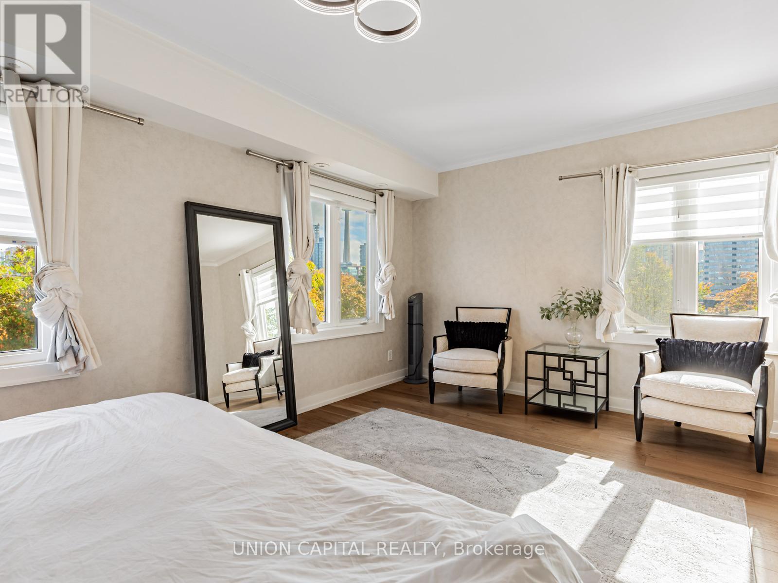 Th3 - 60 Carr Street, Toronto, Ontario  M5T 1B7 - Photo 13 - C12552898